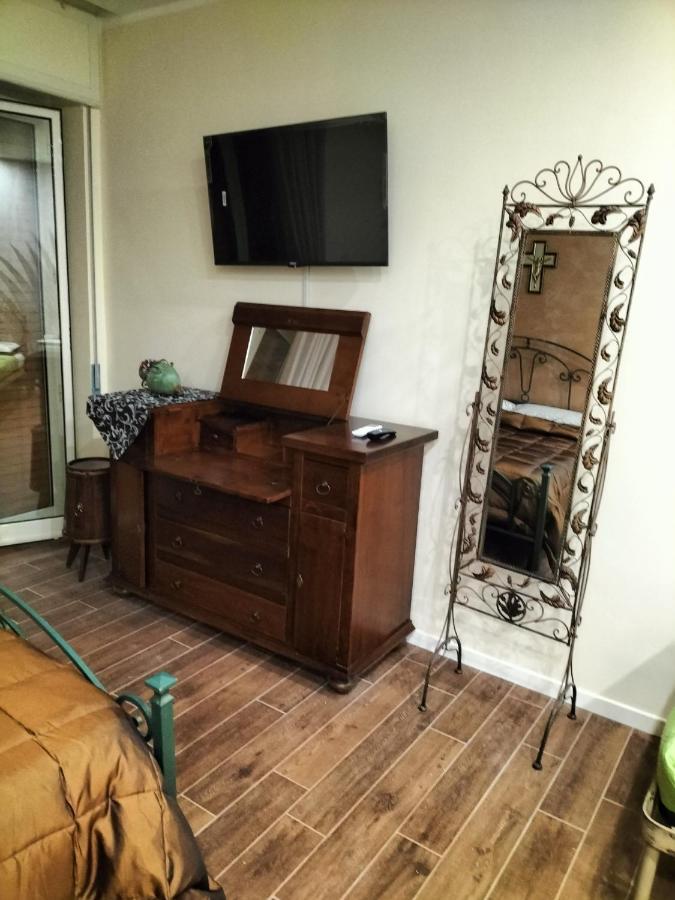 Apartament La Dimora Di Alex Neapol Zewnętrze zdjęcie