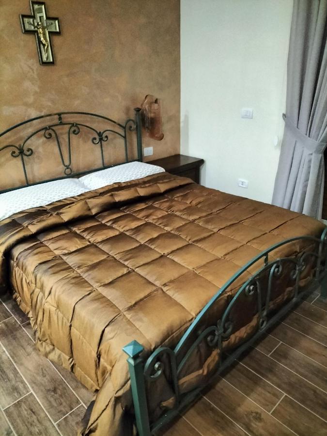 Apartament La Dimora Di Alex Neapol Zewnętrze zdjęcie